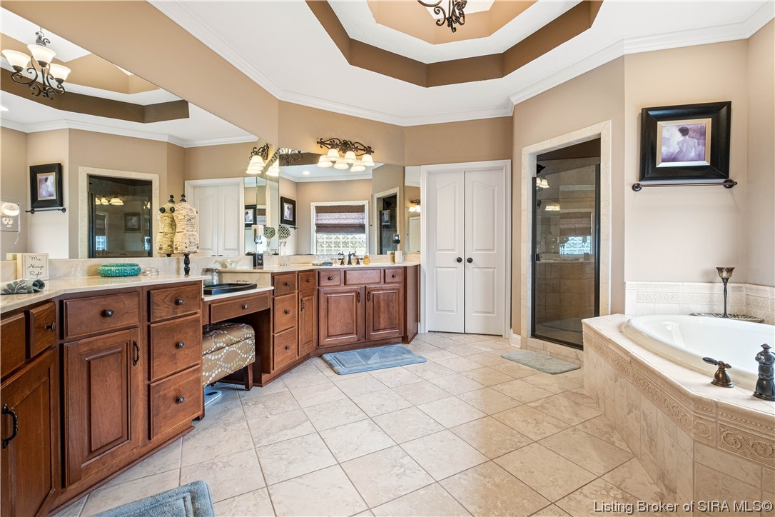 3631 Woodland Lakes Drive Floyds Knobs, IN 47119 - Photo 4 of 73