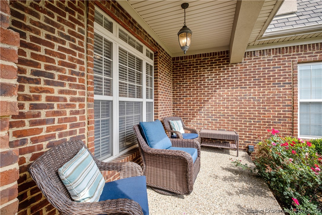 3631 Woodland Lakes Drive Floyds Knobs, IN 47119 - Photo 9 of 73