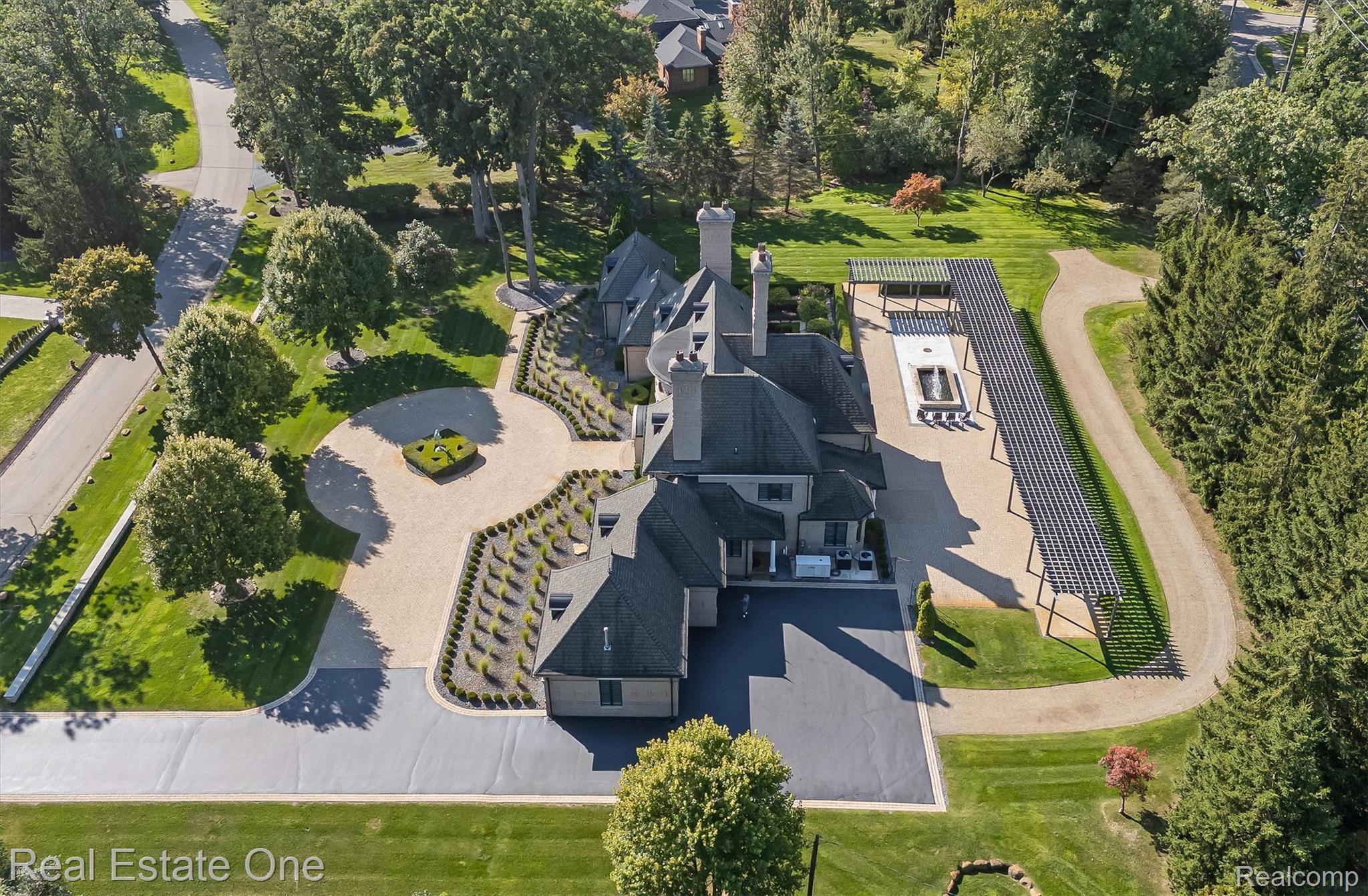 1343 Orchard Ridge Road Bloomfield Hills, MI 48304 - Photo 58 of 58 055-Orchard Ridge-55.jpg