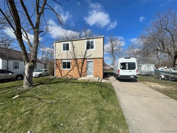 $99,000 | 2116 Wood Street, Saginaw, MI 48638