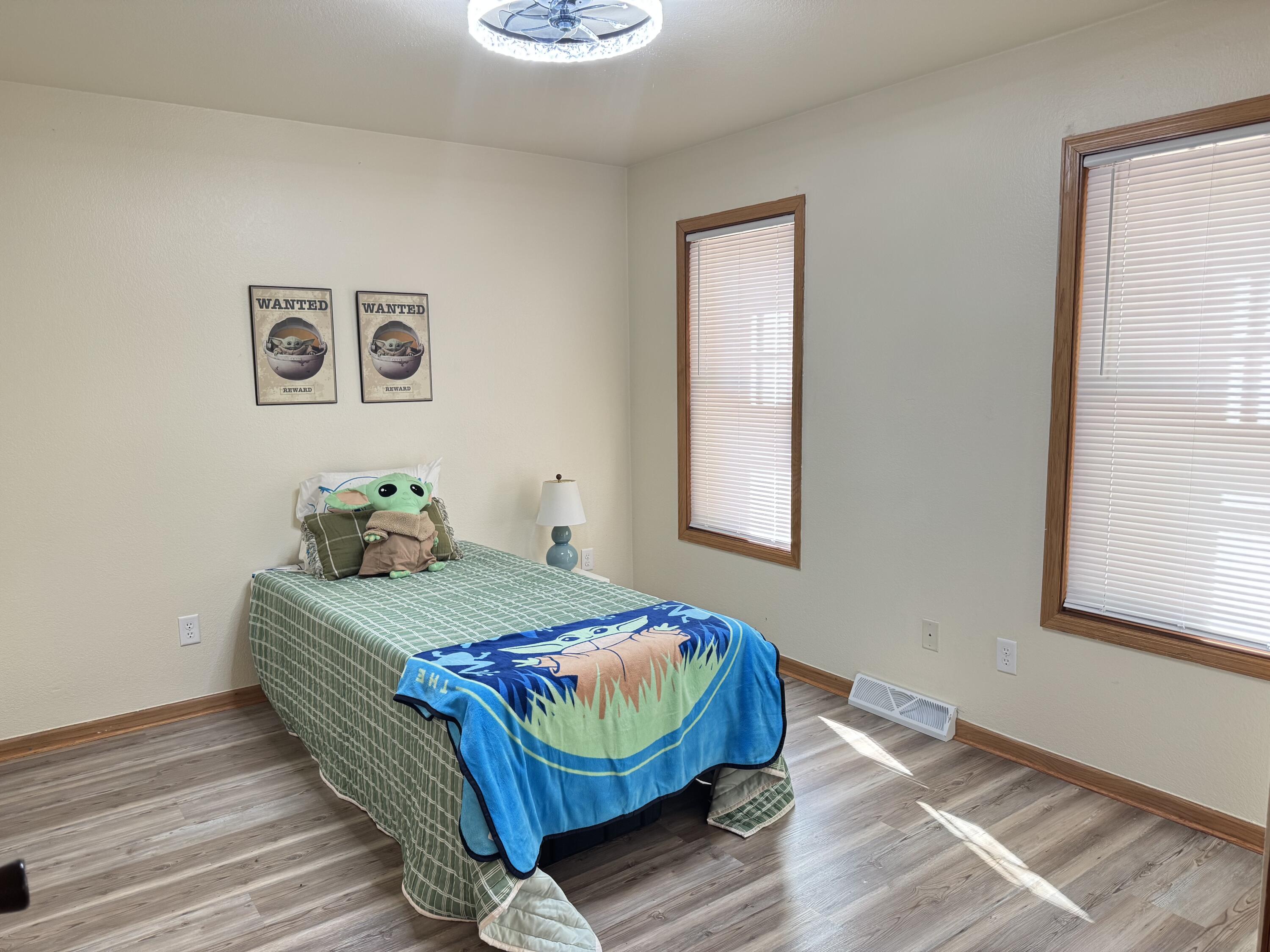 2210 North 15th Street Milwaukee, WI 53205 - Photo 10 of 19 IMG_0722