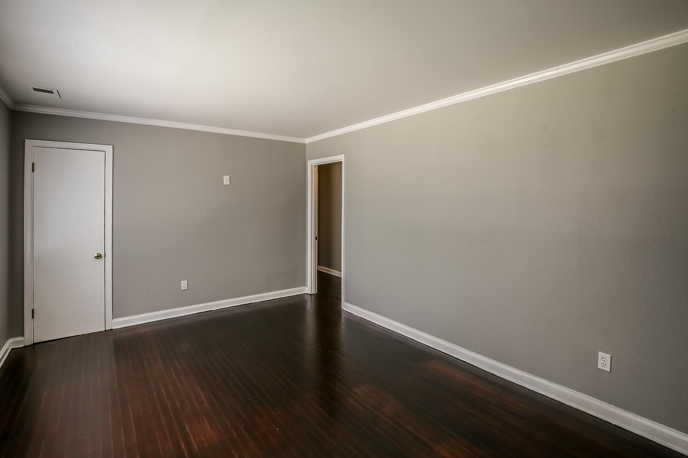 746 Waring Road Memphis, TN 38122 - Photo 7 of 16 Spare room featuring hardwood / wood-style floors and ornamental molding
