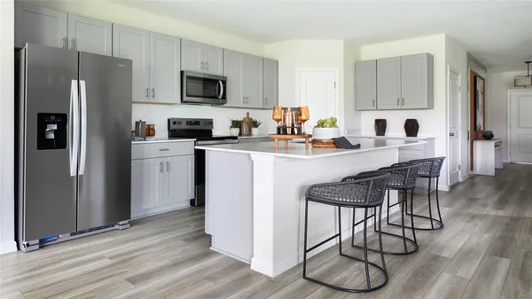 $529,990 | 36676 Thornhedge Drive, Zephyrhills, FL 33541