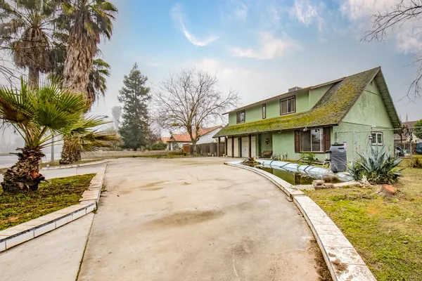 $412,000 | 14531 West Kearney Boulevard, Kerman, CA 93630
