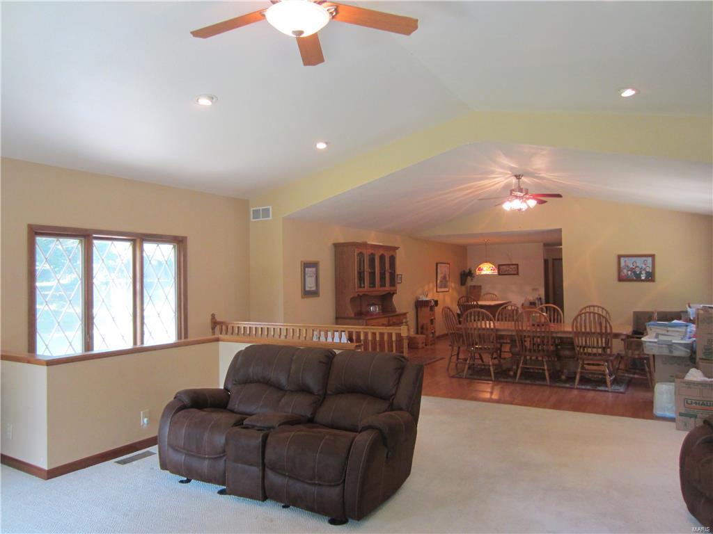 21141 Croxford Road Grafton, IL 62037 - Photo 16 of 41