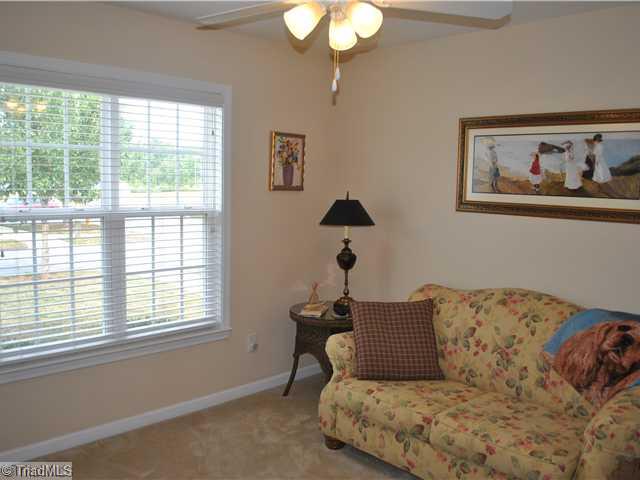 2124 Weststone Road Clemmons, NC 27012 - Photo 10 of 10 2nd Bedroom.