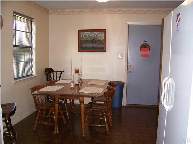 7050 Frank Reeder Road Pensacola, FL 32526 - Photo 4 of 7 Gallery Image 4
