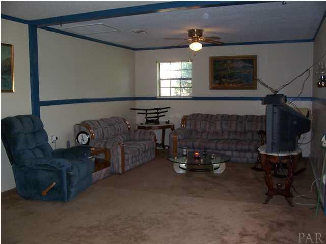 7050 Frank Reeder Road Pensacola, FL 32526 - Photo 6 of 7 Gallery Image 6
