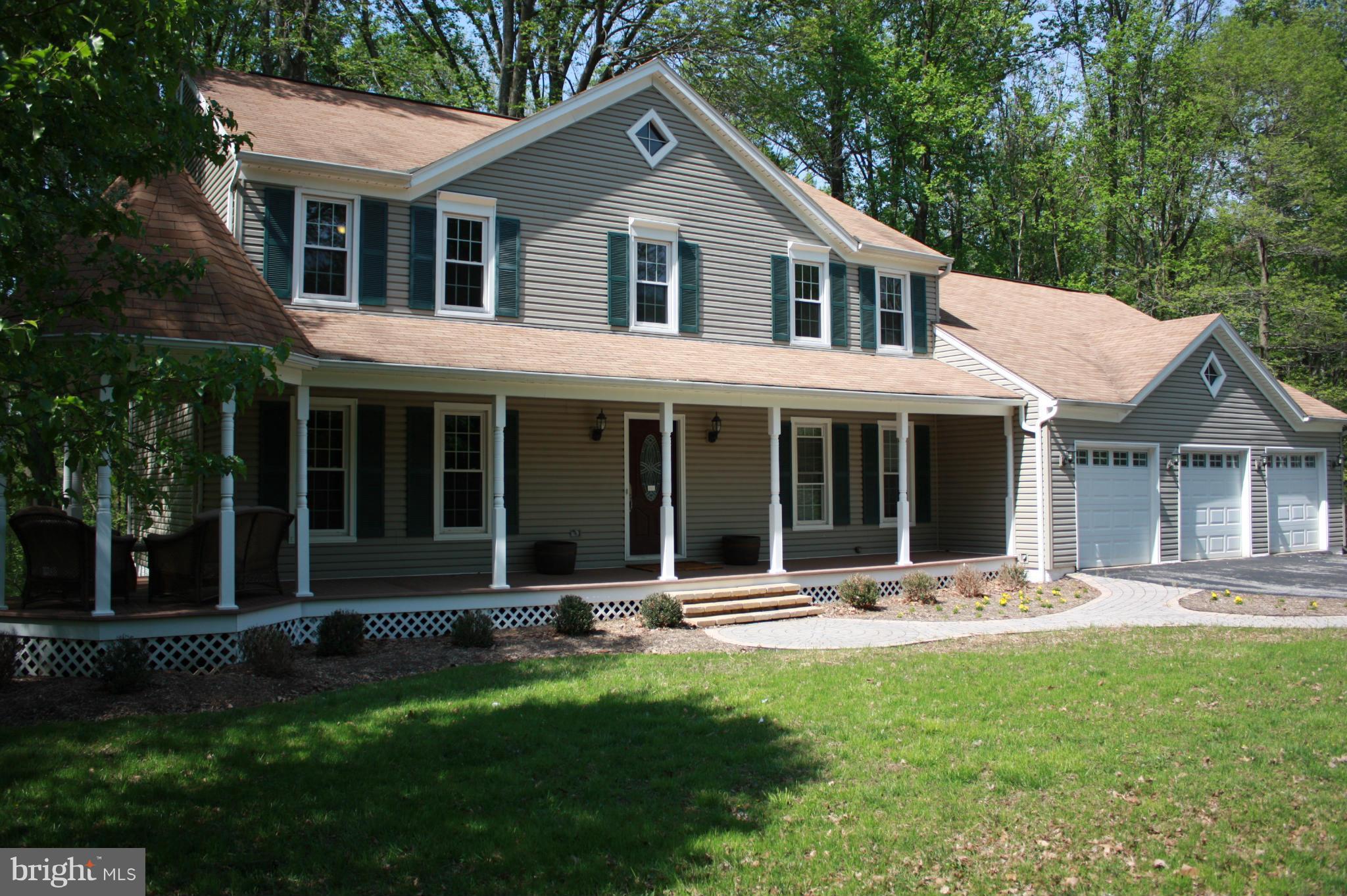 Exterior (Front)