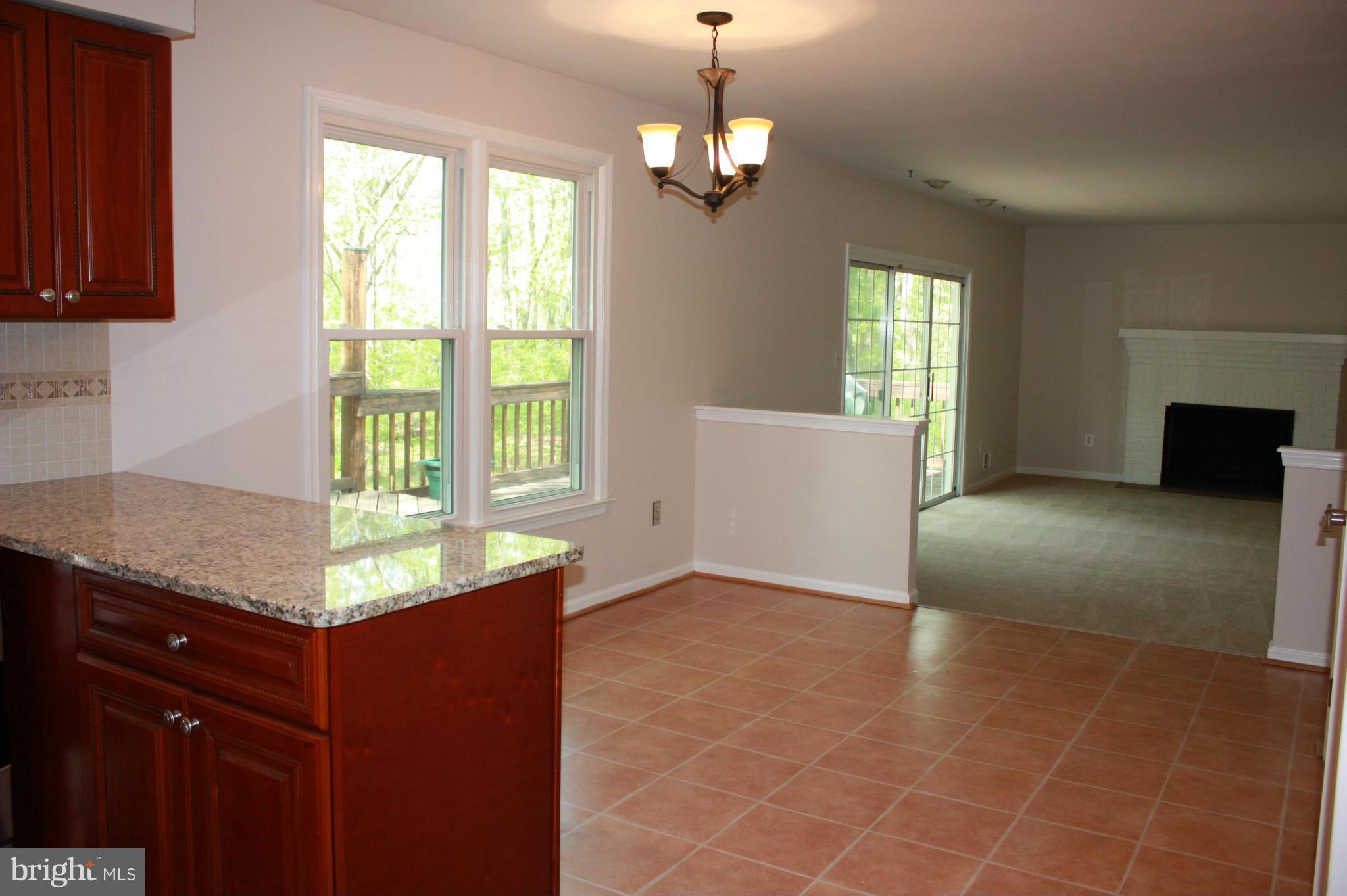 10557 Patuxent Ridge Way Laurel, MD 20723 - Photo 10 of 27 Kitchen