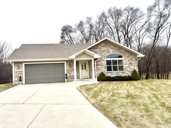 $649,900 | 6183 South 40th Street, Greenfield, WI 53221