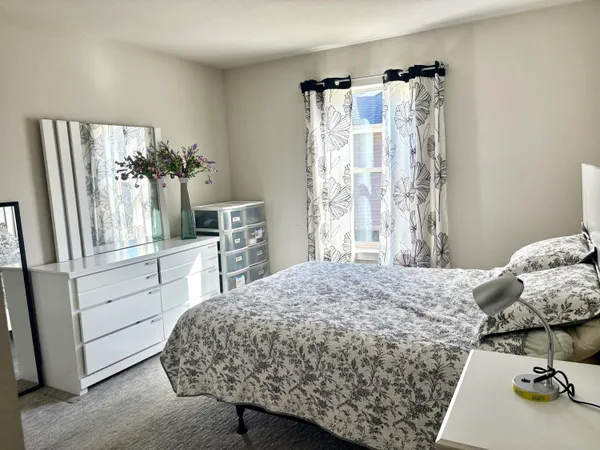 $649,900 | 6183 South 40th Street, Greenfield, WI 53221