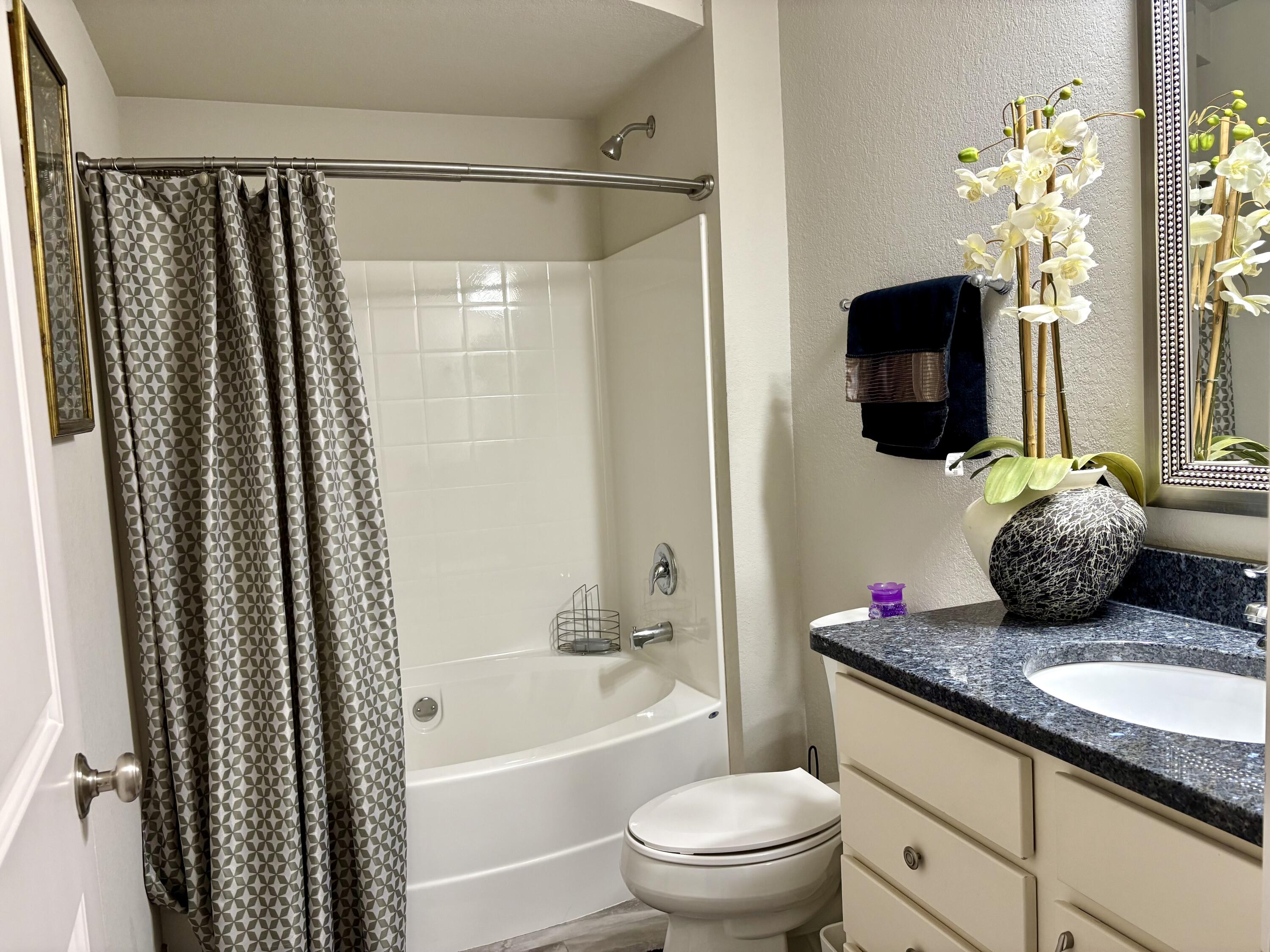 6183 South 40th Street Greenfield, WI 53221 - Photo 23 of 57 IMG_5216