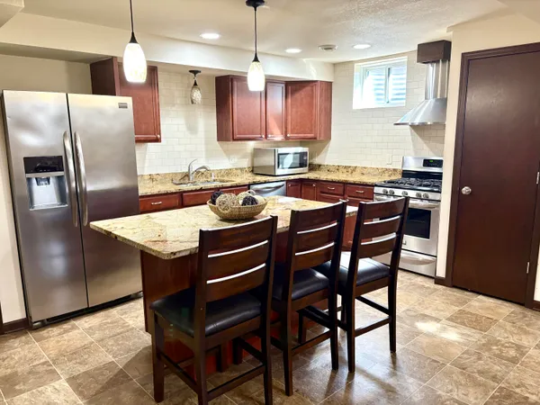 $649,900 | 6183 South 40th Street, Greenfield, WI 53221