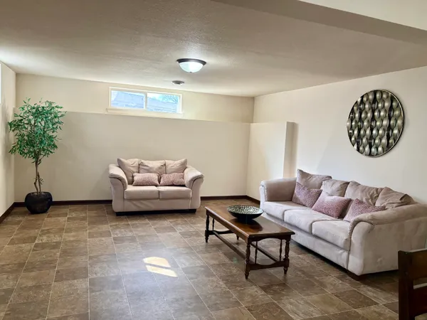 $649,900 | 6183 South 40th Street, Greenfield, WI 53221