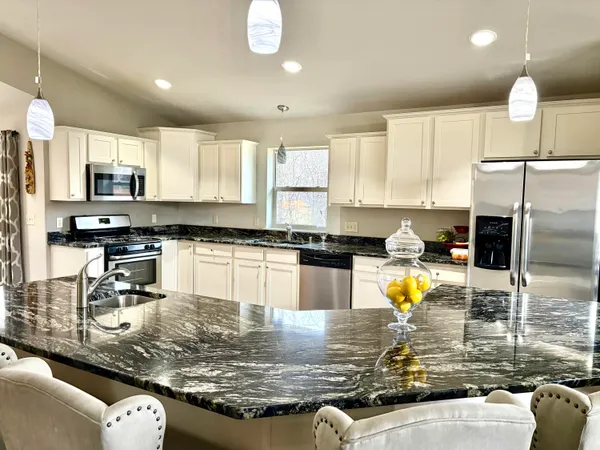 $649,900 | 6183 South 40th Street, Greenfield, WI 53221