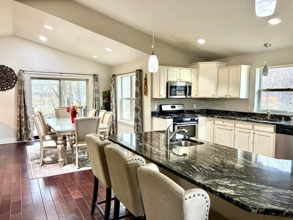 $649,900 | 6183 South 40th Street, Greenfield, WI 53221