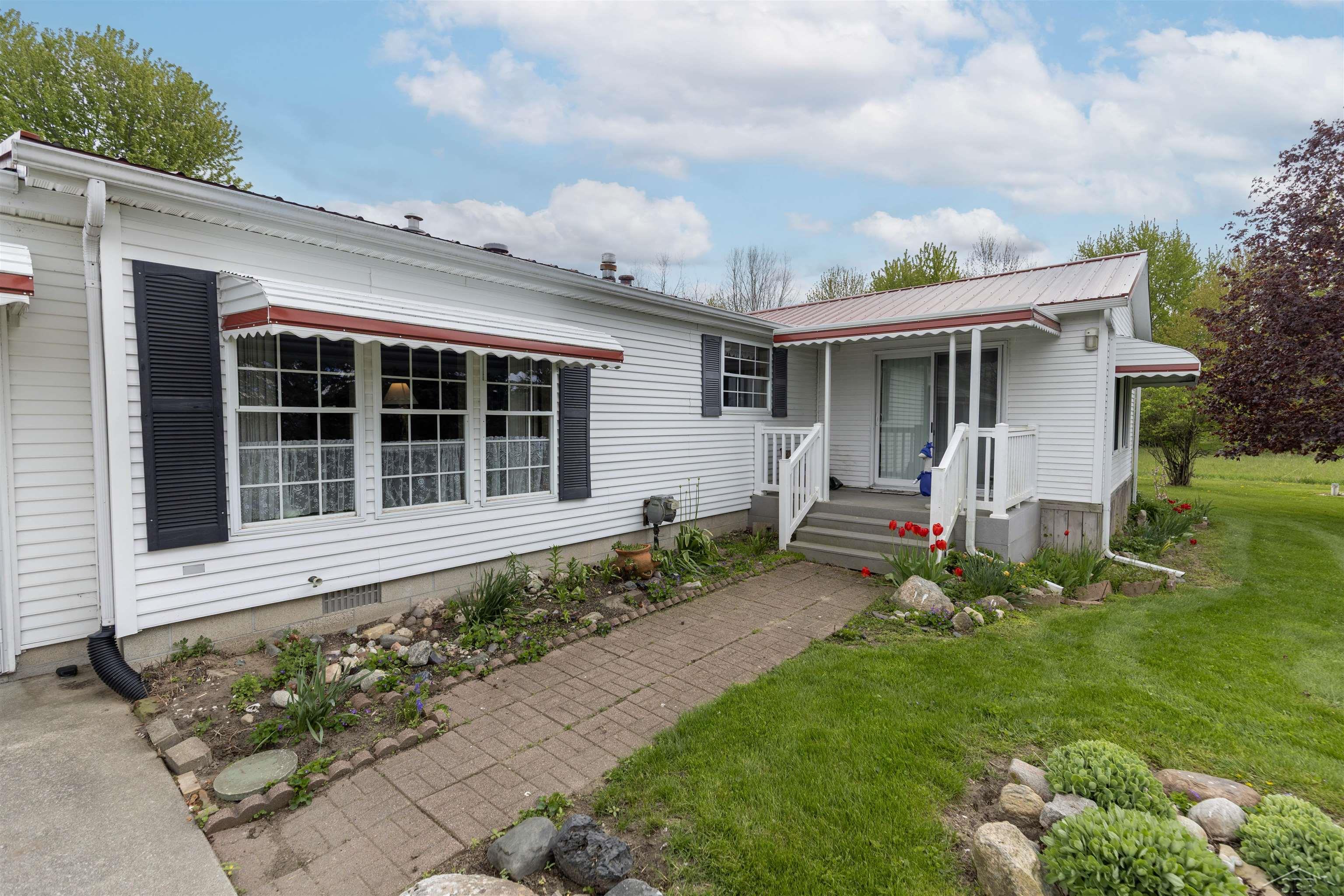 13301 Elms Road Birch Run, MI 48415 - Photo 10 of 39