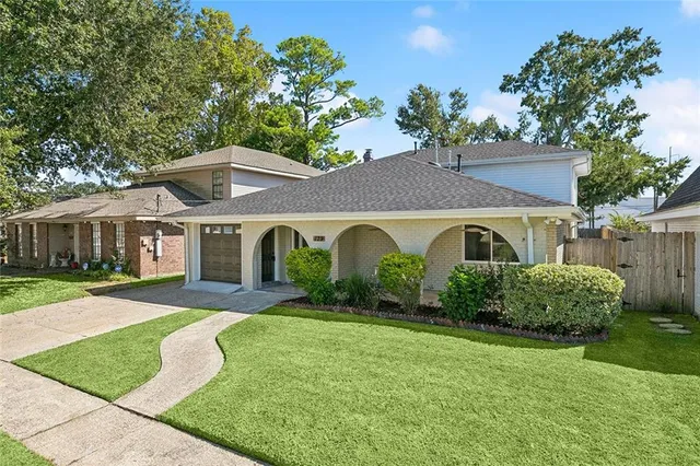 $500,000 | 129 North Bengal Road, Metairie, LA 70003