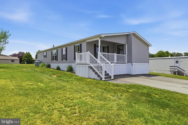 $134,900 | 124 Lisa Circle, York, PA 17406
