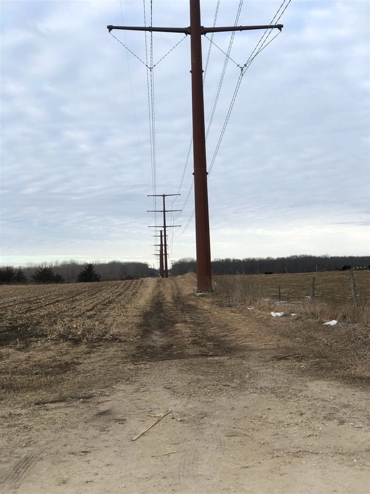 Ford Road Cedar Falls, IA 50613 - Photo 3 of 8 Gallery Image 3