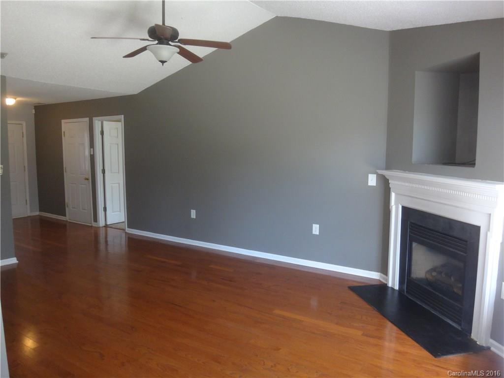 1633 Tate Road Rock Hill, SC 29732 - Photo 5 of 14 Gallery Image 5
