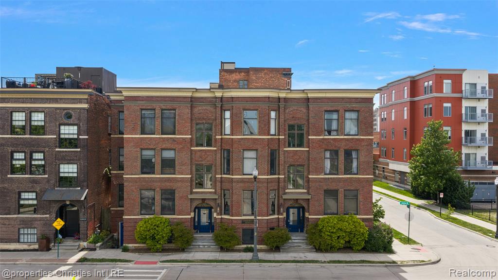 112 Watson Street, Unit 24 Detroit, MI 48201 - Photo 2 of 35