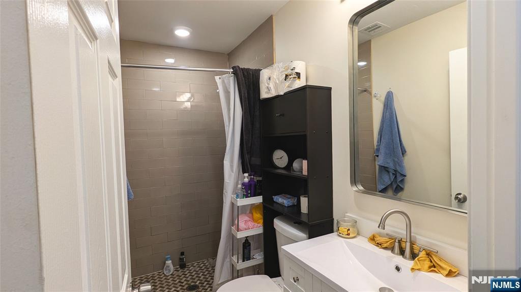 7 Maple Street Bloomfield, NJ 07003 - Photo 25 of 31