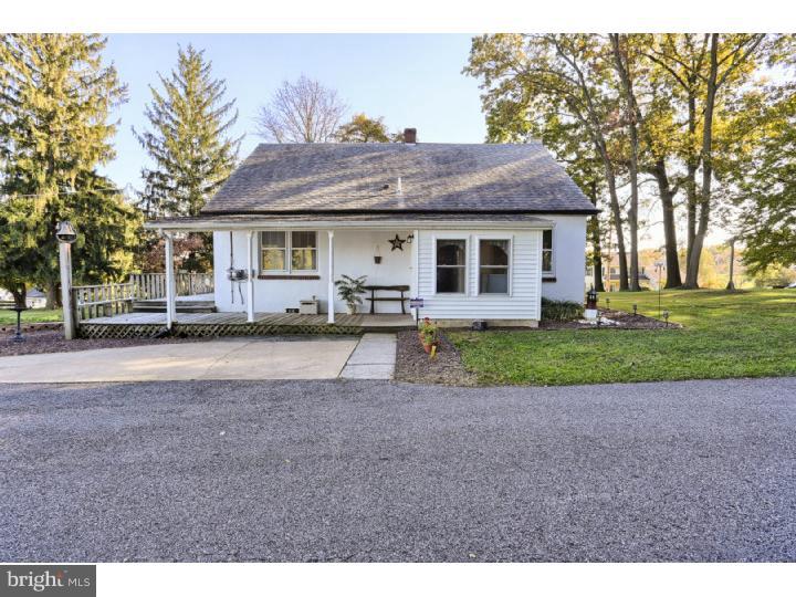 498 Media Road Oxford, PA 19363 - Photo 3 of 25 Gallery Image 3