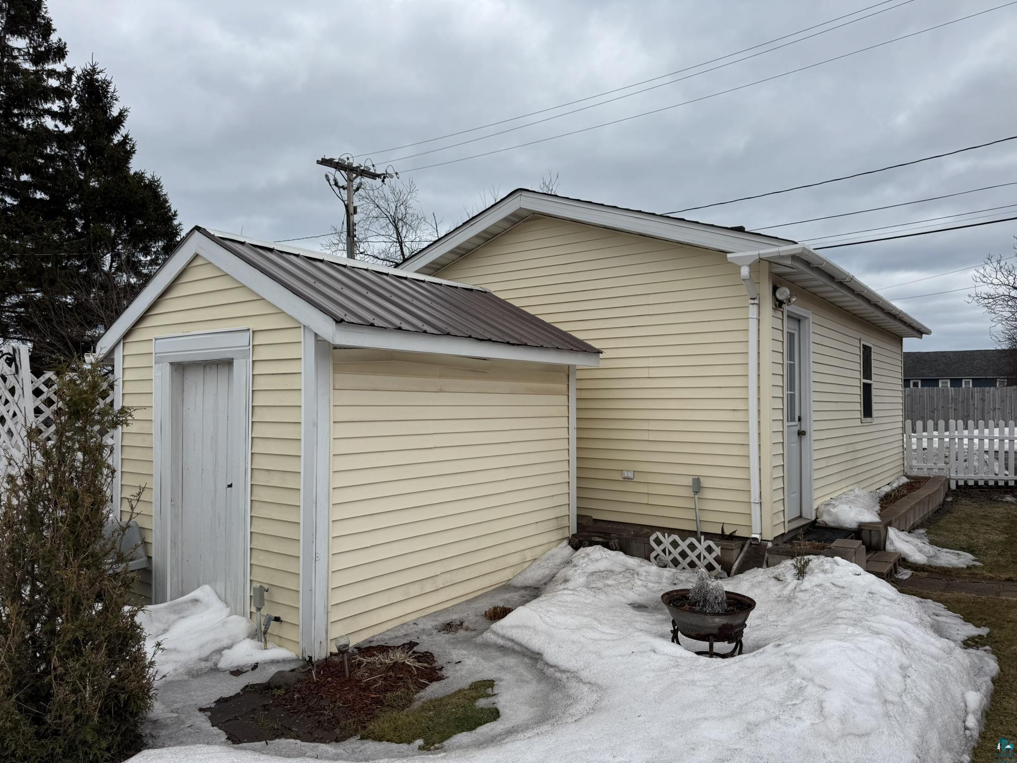 806 5th Avenue Two Harbors, MN 55616 - Photo 27 of 31