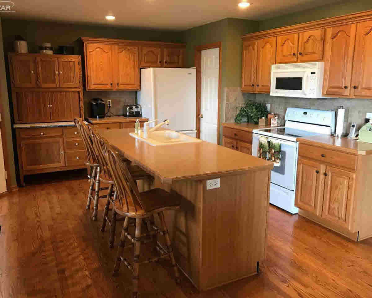 7482 Farrand Road Millington, MI 48746 - Photo 16 of 42 21308245-15.JPG