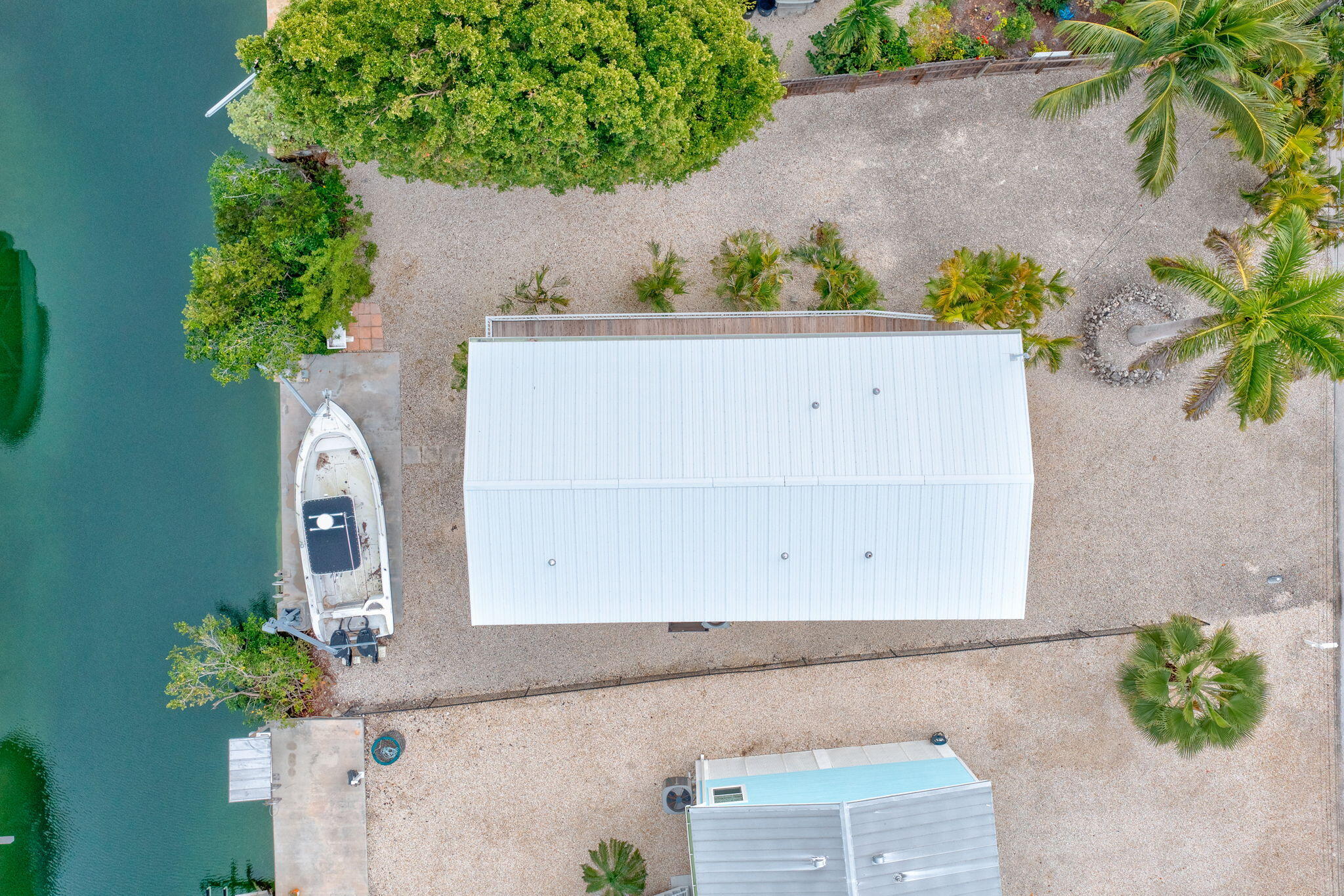 28571 Buccaneer Road Summerland Key, FL 33042 - Photo 25 of 40 an aerial view of a fireplace