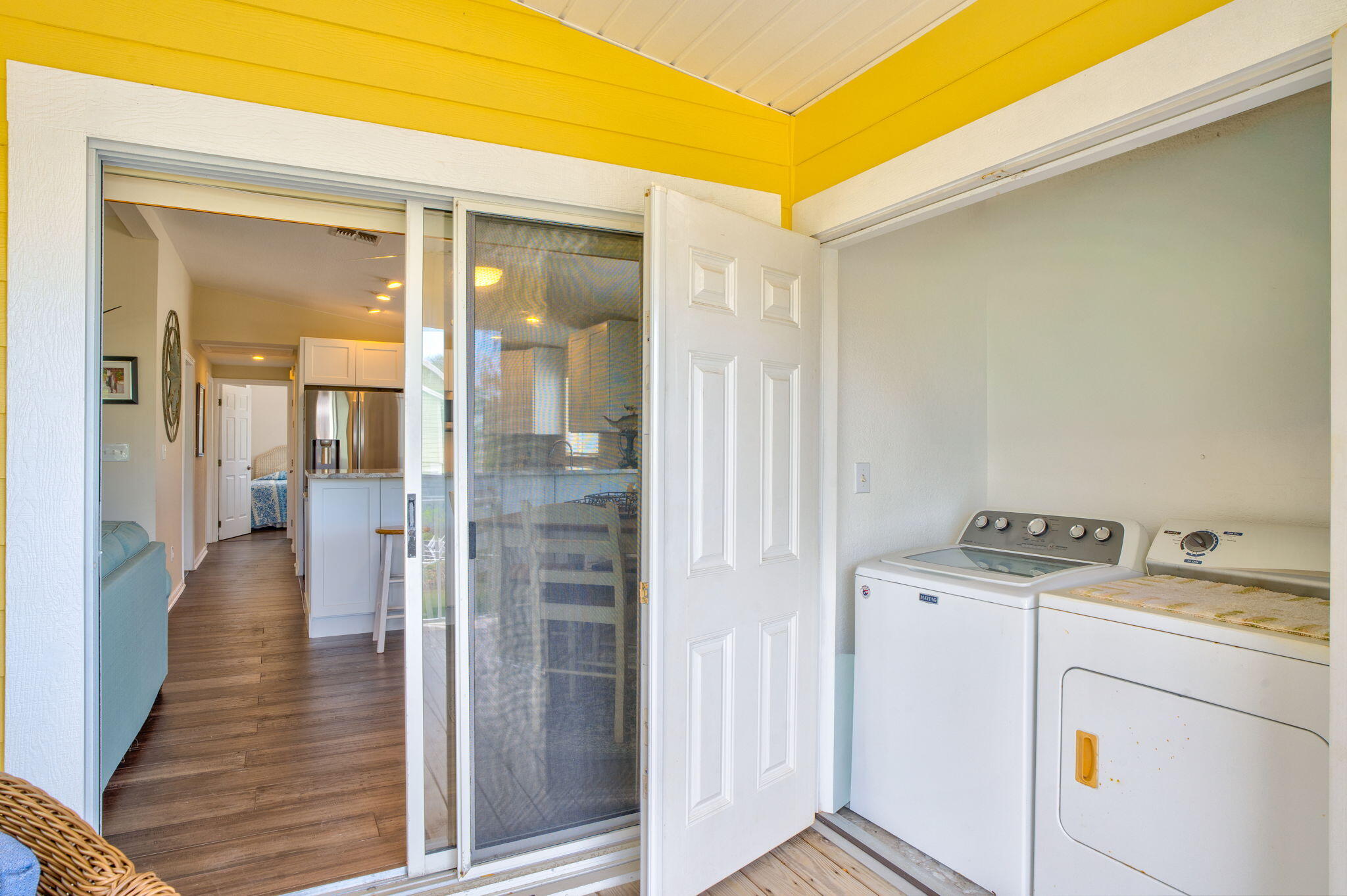 28571 Buccaneer Road Summerland Key, FL 33042 - Photo 33 of 40 a room with storage and utility