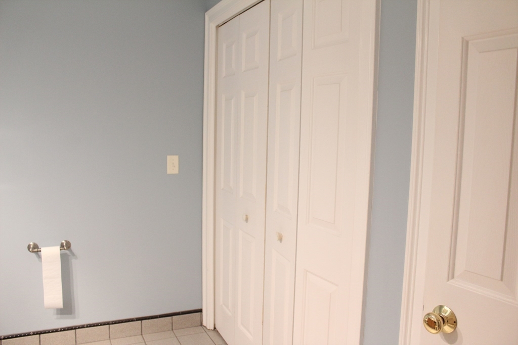 700 Wrentham Road, Unit 2 Bellingham, MA 02019 - Photo 14 of 23 a view of an entryway