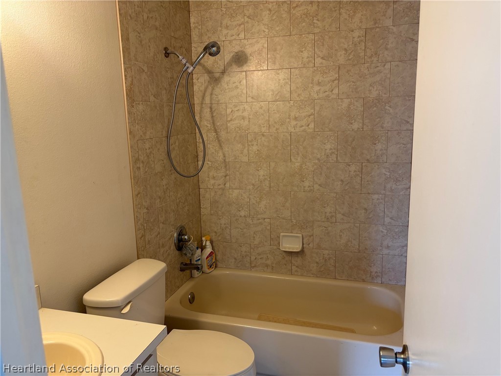 3913 Ferrari Drive Sebring, FL 33872 - Photo 11 of 20