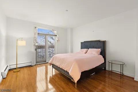 $430,000 | 207 Shearwater Court West, Unit 31, Jersey City, NJ 07305