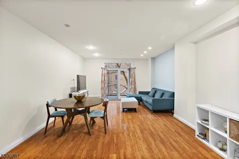 $430,000 | 207 Shearwater Court West, Unit 31, Jersey City, NJ 07305