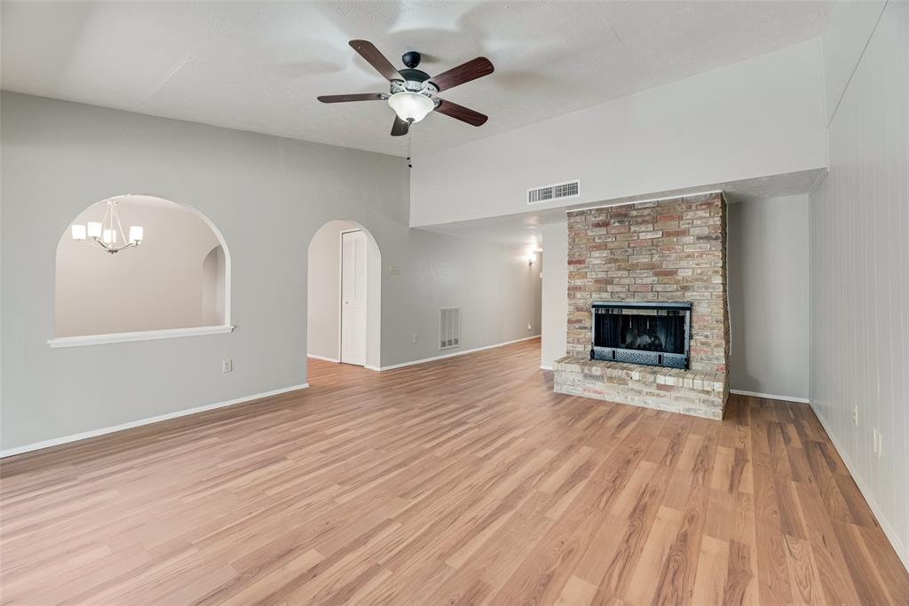 2002 Rose Hill Road Carrollton, TX 75007 - Photo 4 of 31 Gallery Image 4