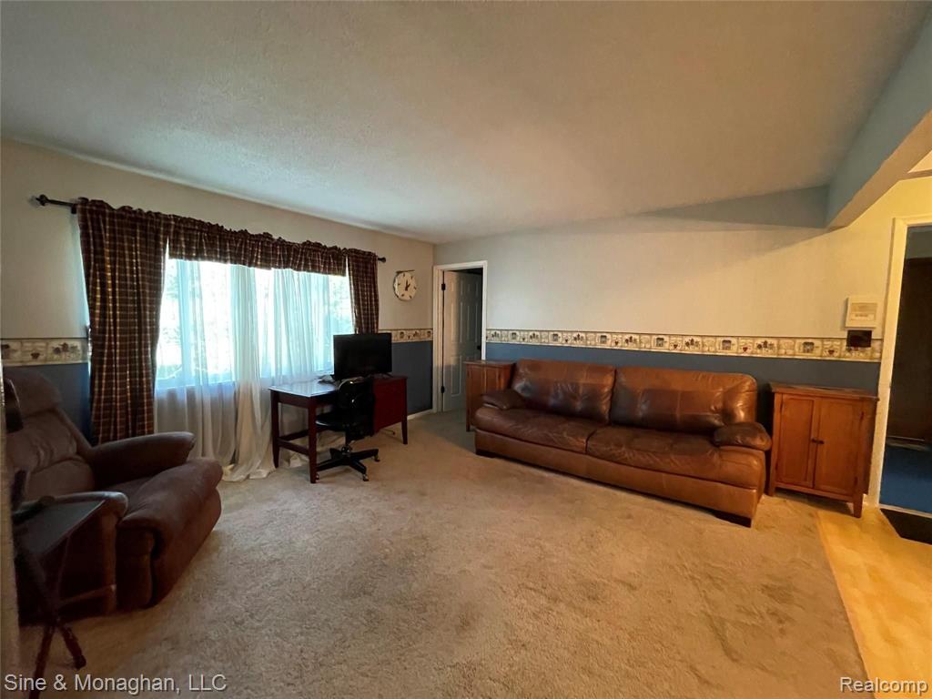 1627 South Riverside Avenue, Unit 10 St. Clair, MI 48079 - Photo 4 of 11