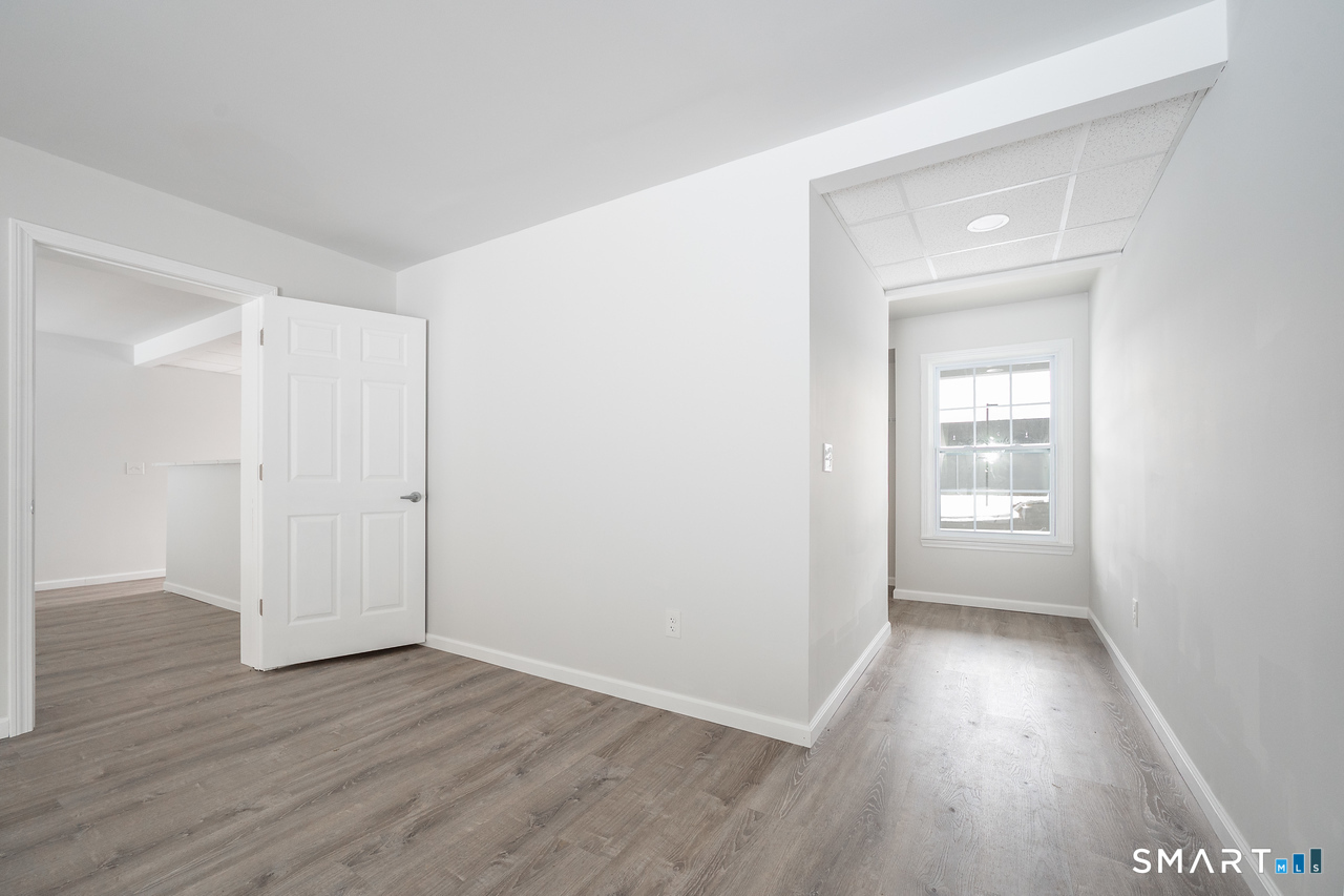 1030 Federal Road, Unit 301 Brookfield, CT 06804 - Photo 6 of 19