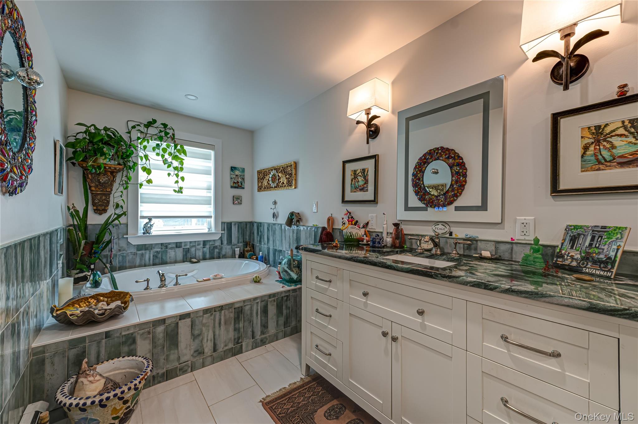 253 Melbury Road Babylon, NY 11702 - Photo 21 of 44