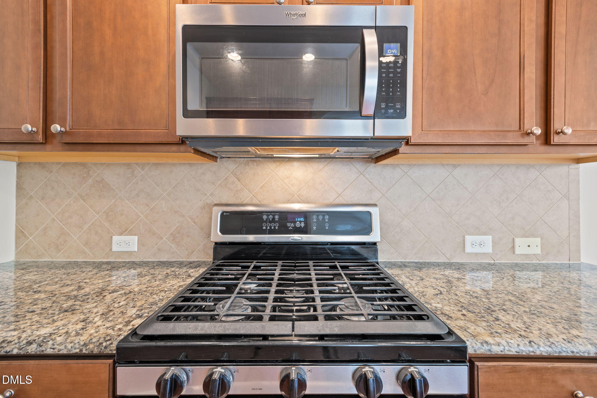 325 Dimock Way Wake Forest, NC 27587 - Photo 13 of 48 50-web-or-mls-IMG_2074