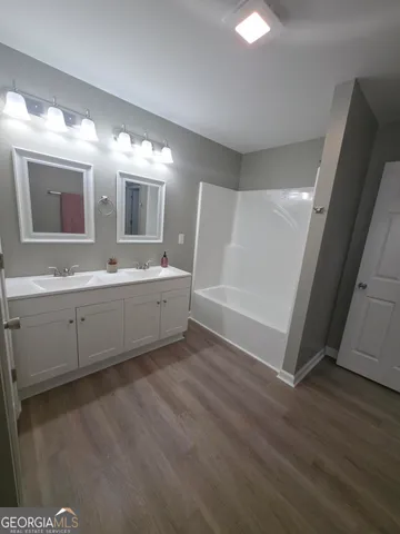 $329,990 | 370 Camelot Drive, Athens, GA 30606