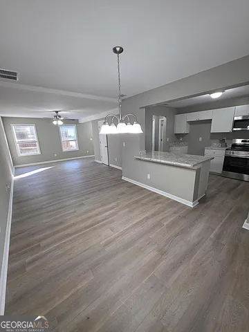 $329,990 | 370 Camelot Drive, Athens, GA 30606