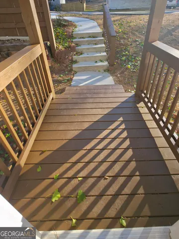 $329,990 | 370 Camelot Drive, Athens, GA 30606