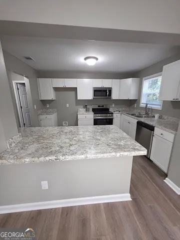 $329,990 | 370 Camelot Drive, Athens, GA 30606