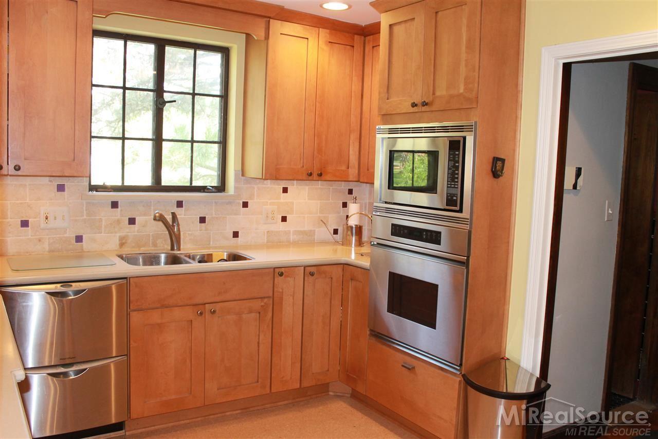 729 Pemberton Road Grosse Pointe Park, MI 48230 - Photo 16 of 46
