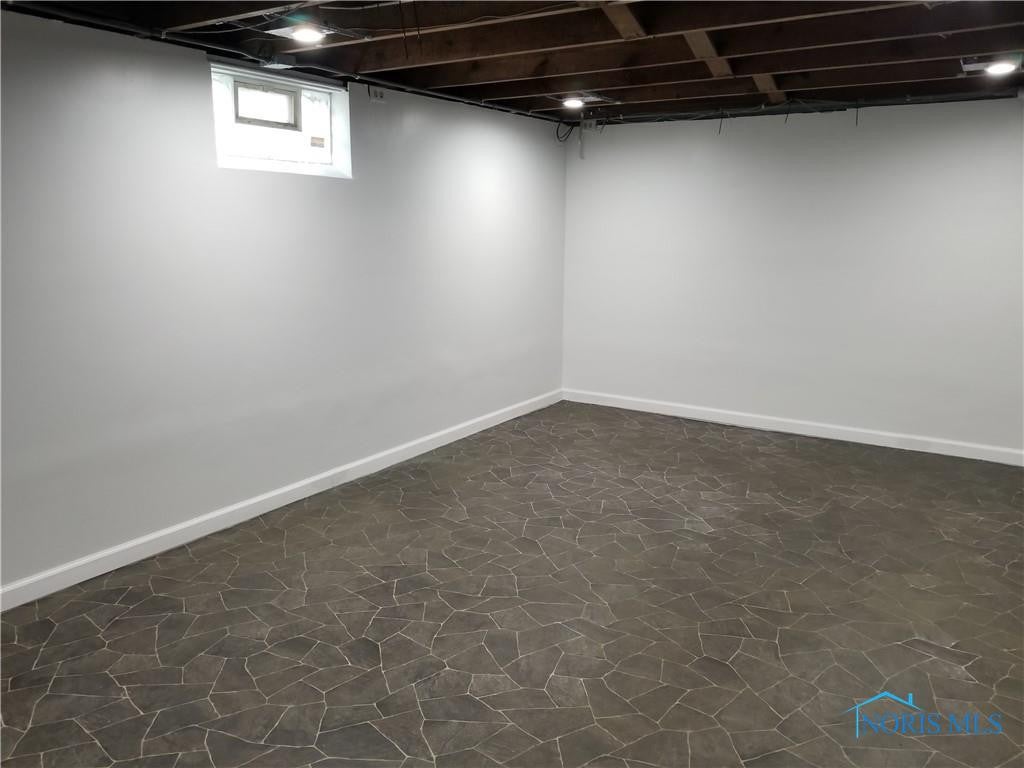 2153 Loxley Road Toledo, OH 43613 - Photo 33 of 45 Gallery Image 33