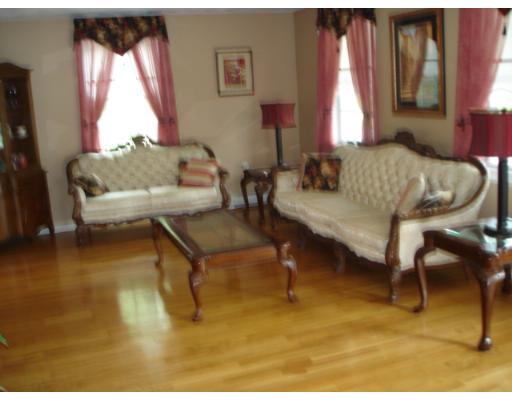 6 Tanner Road Wilmington, MA 01887 - Photo 3 of 16 Gallery Image 3