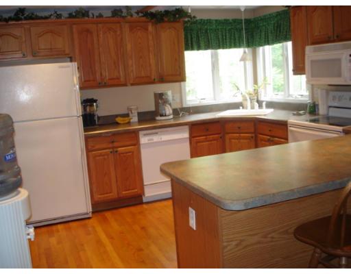 6 Tanner Road Wilmington, MA 01887 - Photo 6 of 16 Gallery Image 6